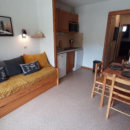 Superbe Appartement La Joue Du Loup Centre, 6 Personnes, Avec Parking Prive เลอเดโวลุย ภายนอก รูปภาพ